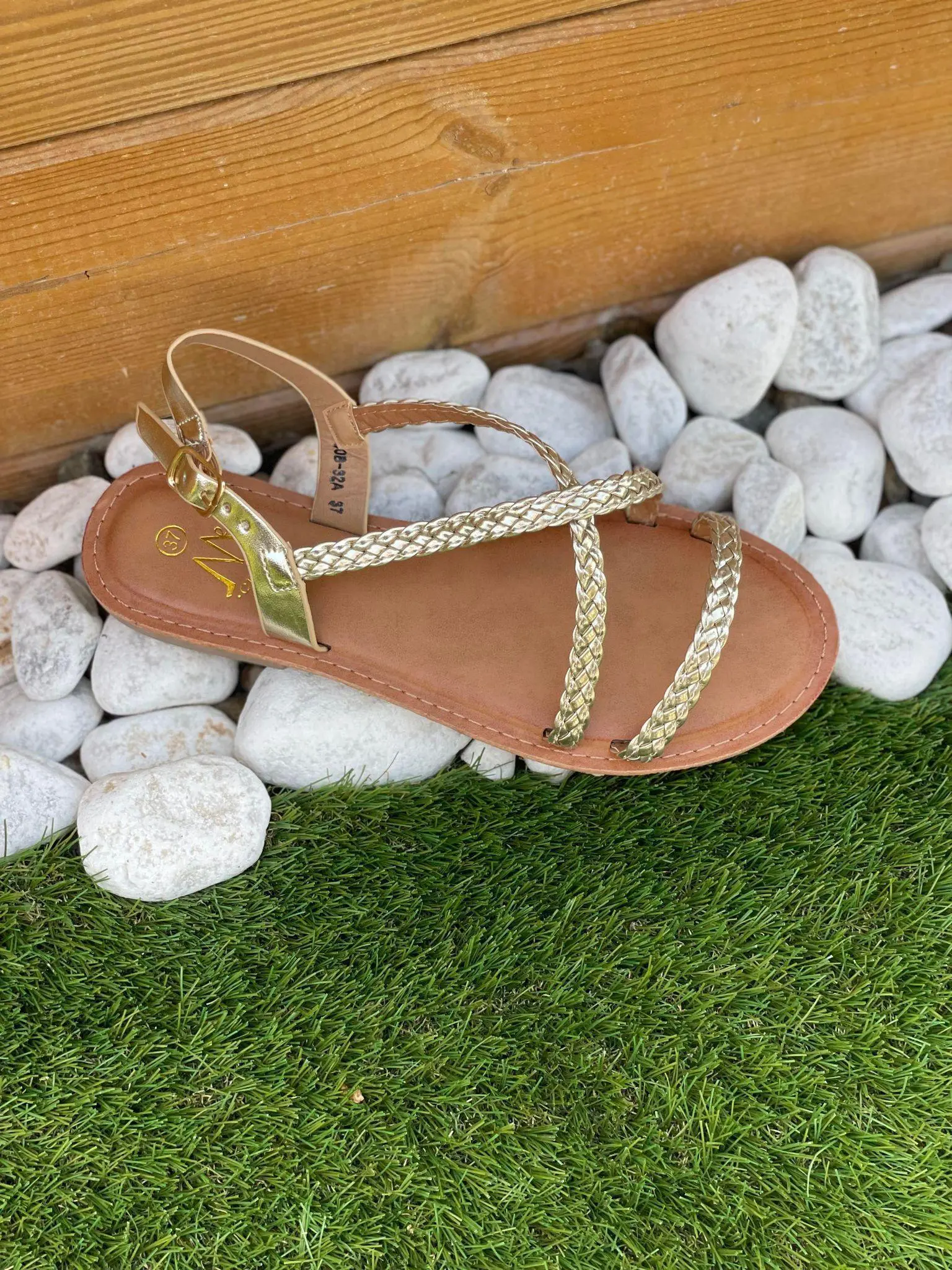 Nu pied Guilia – Image 2