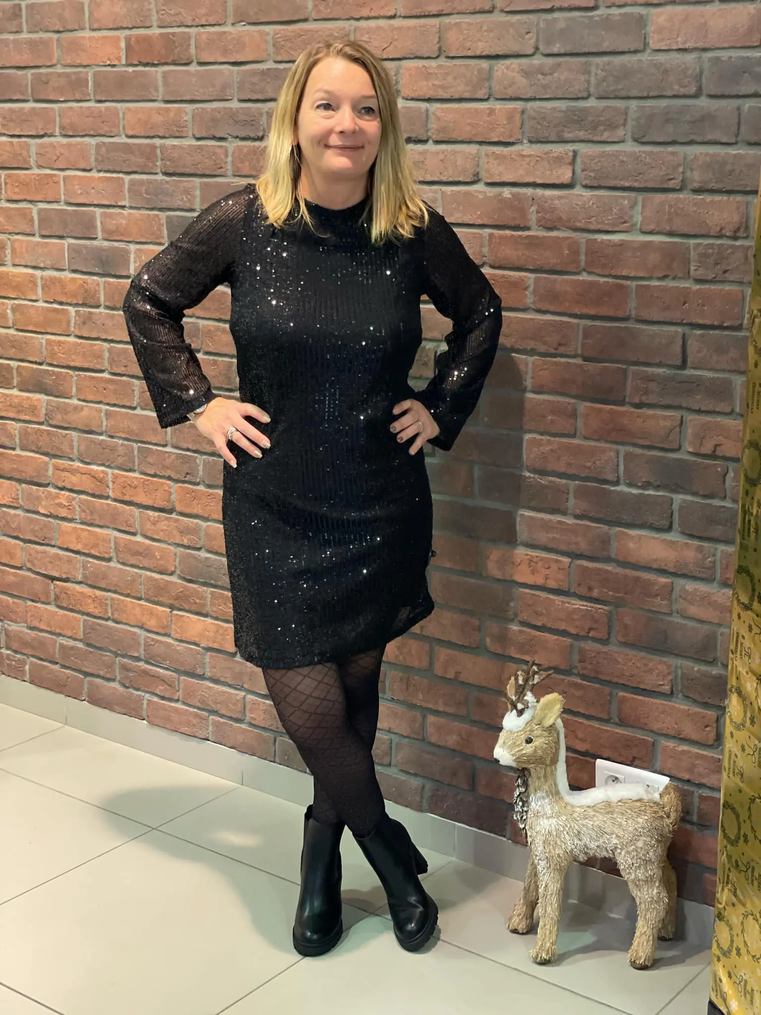 Robe noeud noir – Image 3