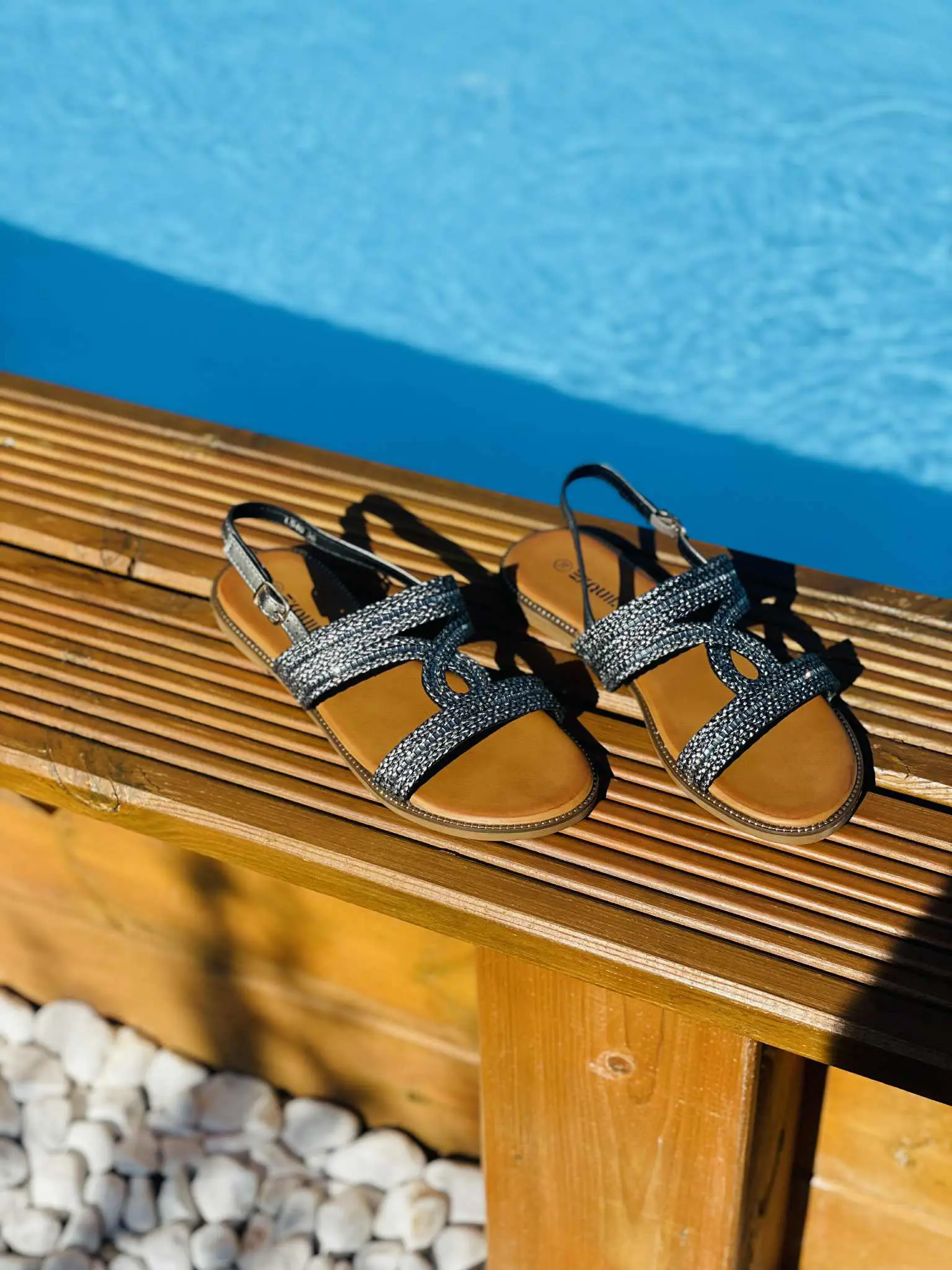 Nu pied Solange