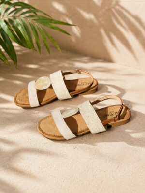 Nu pied Marie